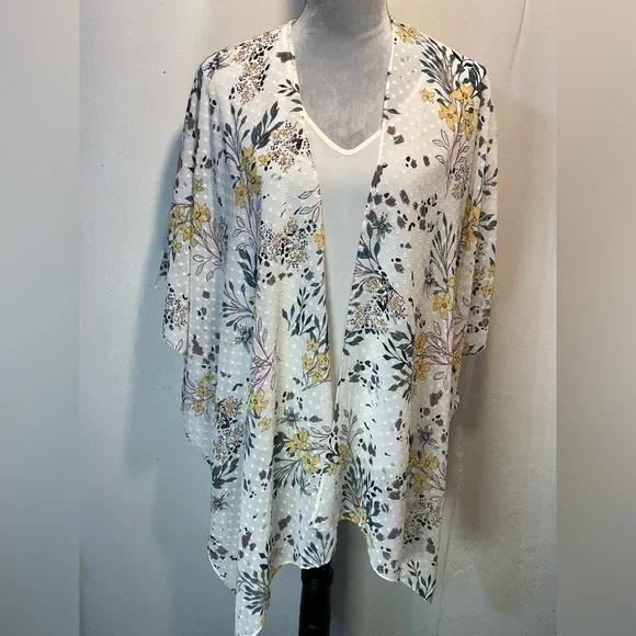#0226 Maurices Yellow Plum Green Floral Print Kimono Cardigan-one size - Picture 1 of 5